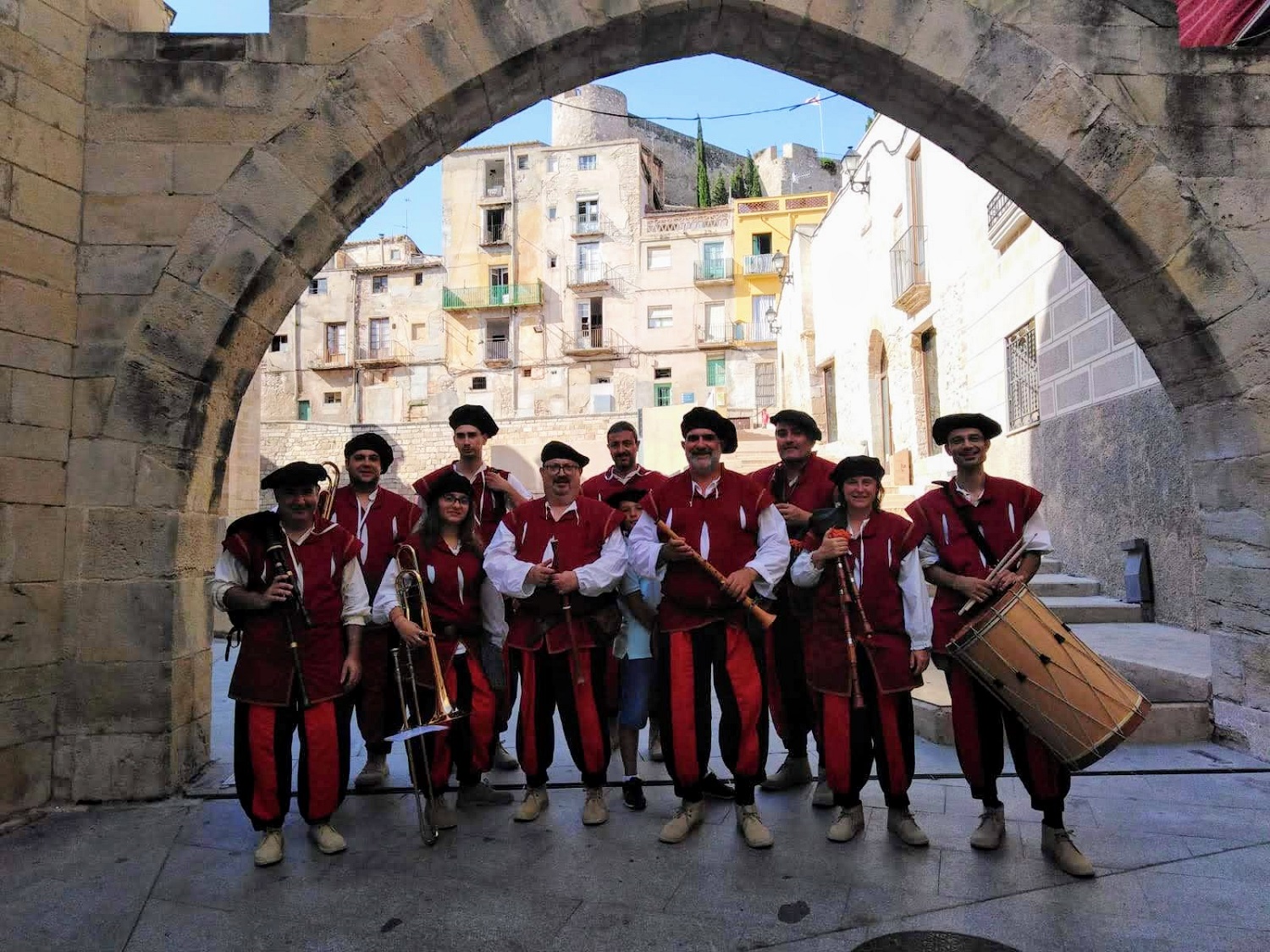 Musicos-tradicionales-catalanes-en-Tarragona